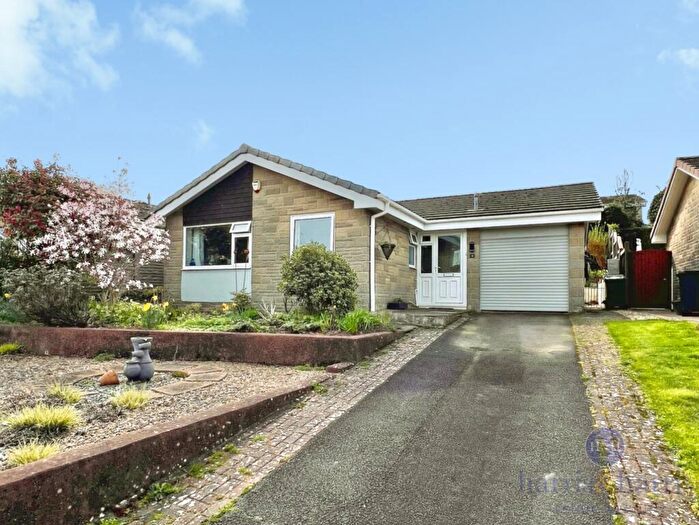 2 Bedroom Detached Bungalow For Sale In Woodbury Way, Axminster, EX13