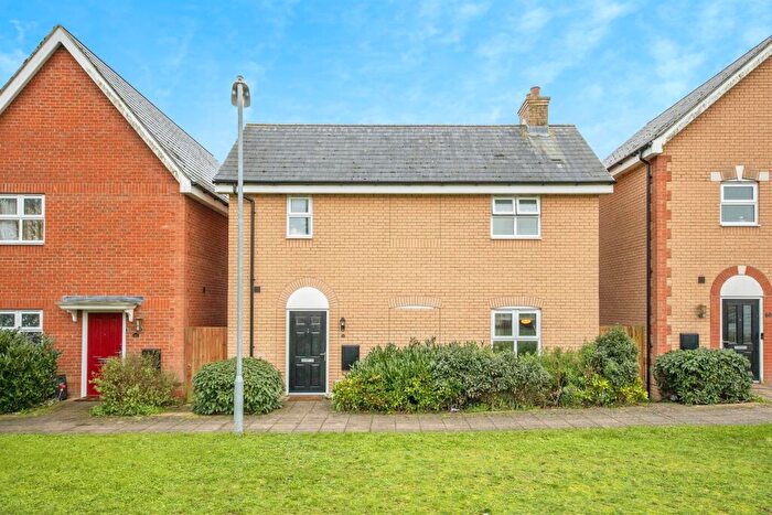 2 Bedroom Detached House For Sale In Peache Road, Colchester, CO1