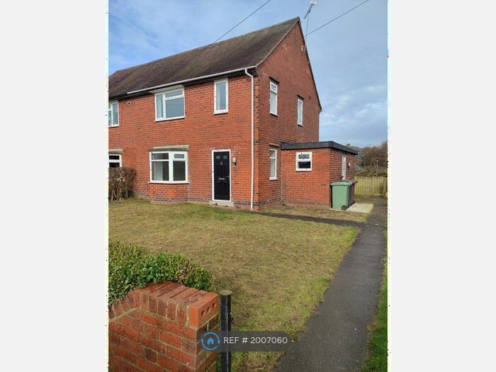 3 Bedroom Semi-Detached House To Rent In Rock Crescent, Clay Cross, Chesterfield, S45