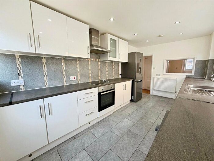 3 Bedroom Terraced House To Rent In Glencoe Road, Chatham, Kent, ME4