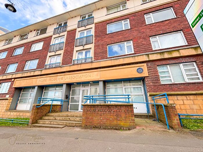 2 Bedroom Apartment To Rent In Bodlewell House, Sunderland, Tyne And Wear, SR1