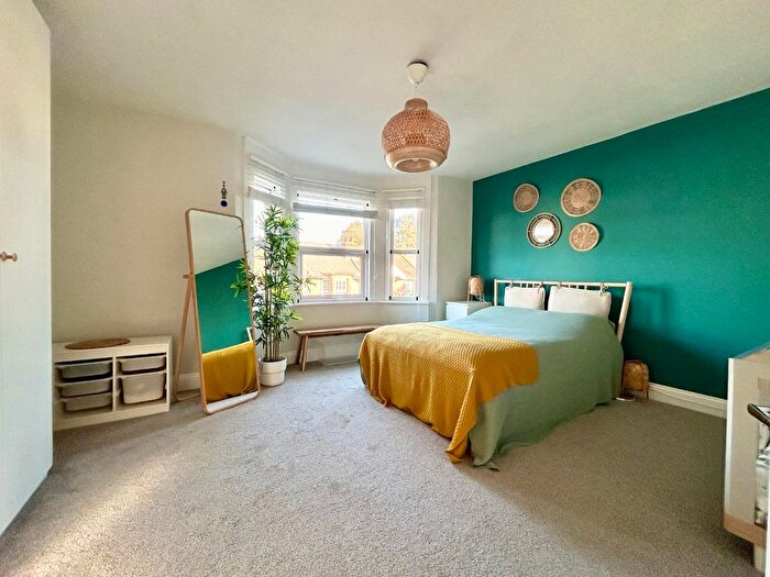 2 Bedroom Property To Rent In Trafalgar Road, Portslade, Brighton, BN41