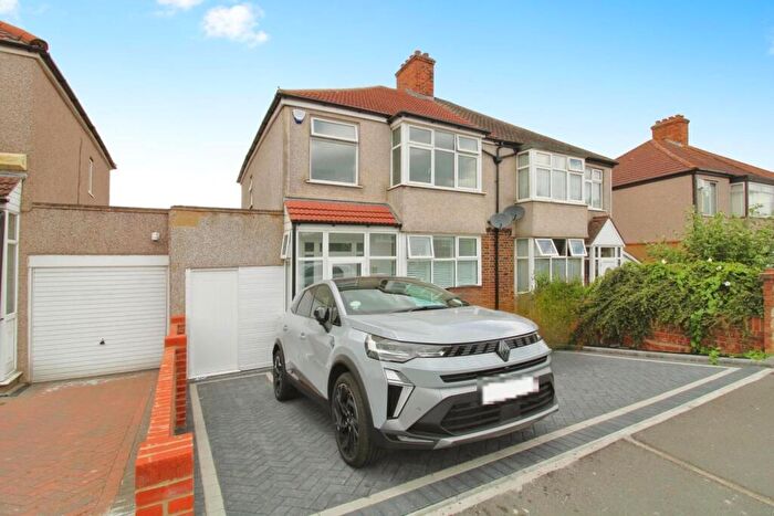 3 Bedroom Semi-Detached House To Rent In Wickham Street, Welling, DA16