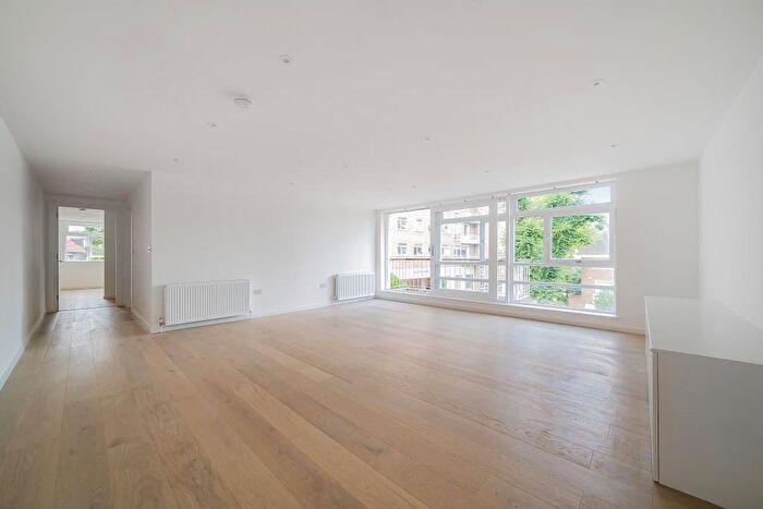 2 Bedroom Flat To Rent In Queensmead, St. Johns Wood, NW8