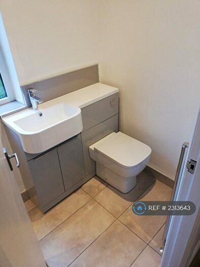 Studio To Rent In Polygon Rd, Manchester, M8