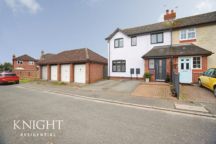 3 Bedroom Semi Detached House For Sale In Stable Close, Stanway, Colchester, CO3
