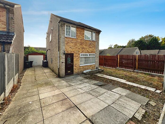 3 Bedroom Detached House For Sale In Botany Avenue, Bradford, BD2