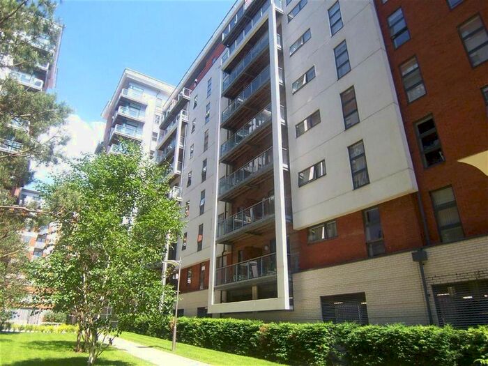 2 Bedroom Flat To Rent In Masson Place, Hornbeam Way, Manchester, M4