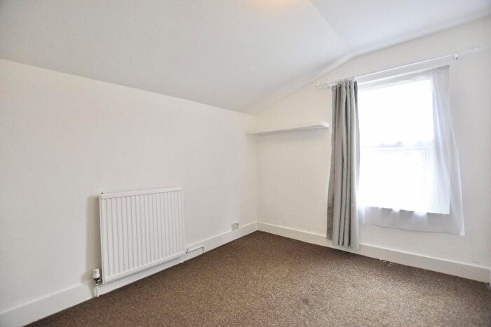 4 Bedroom Terraced House To Rent In Wellington Road, Forest Gate, E7