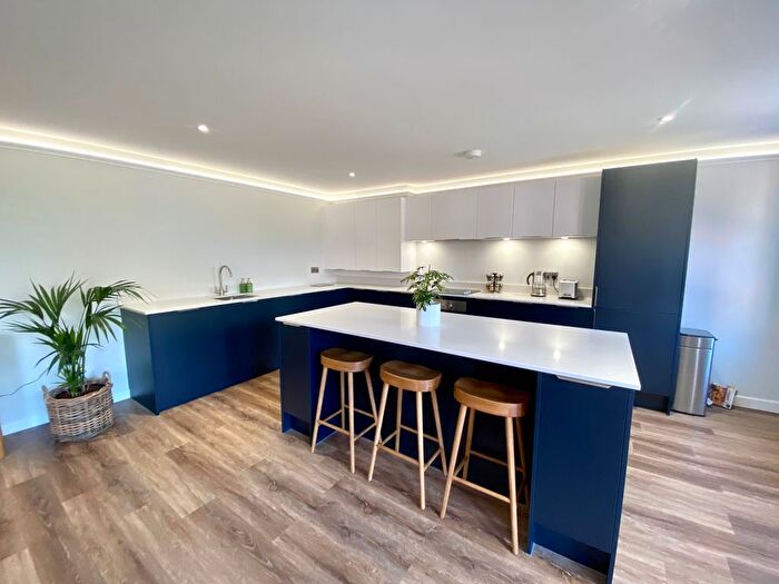 2 Bedroom Property To Rent In Joels Court, Nottingham, NG13