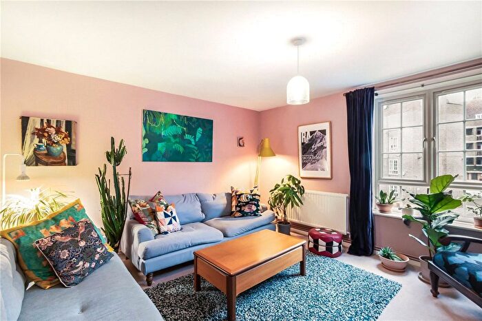 2 Bedroom Flat To Rent In East Dulwich Estate, East Dulwich, London, SE22