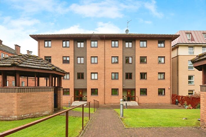 2 Bedroom Flat For Sale In Clarkston Road, Glasgow, G44
