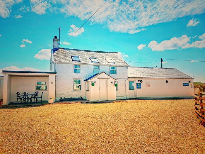 3 Bedroom Cottage For Sale In Rhoshirwaun, Pwllheli, LL53