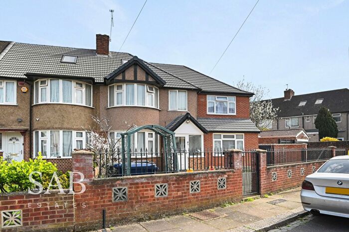 4 Bedroom End Terrace House For Sale In Crawford Gardens, Northolt, UB5