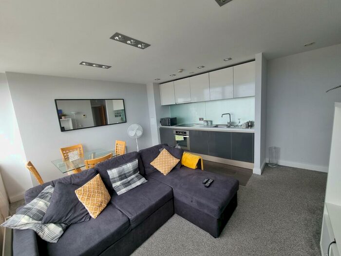 1 Bedroom Apartment To Rent In One Park West, L1