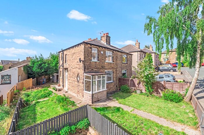 3 Bedroom Semi-Detached House For Sale In Royd Avenue, Bingley, BD16