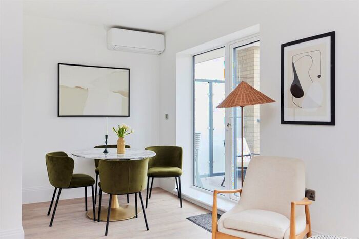 2 Bedroom Flat For Sale In Forty Lane, Wembley, HA9