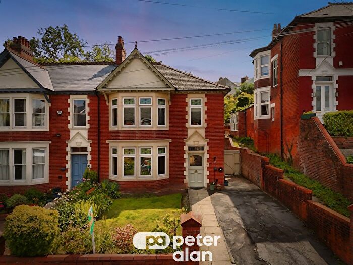 4 Bedroom Semi-Detached House For Sale In Bryngwyn Road, Newport, NP20