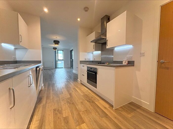 1 Bedroom Flat To Rent In Tavernelle House, SM1