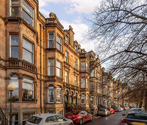 1 Bedroom Apartment For Sale In Queens Drive, Queens Park, G42