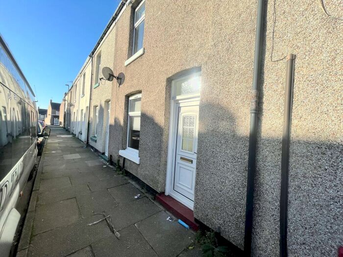 2 Bedroom House To Rent In Ridsdale Street, Eastbourne, Darlington, DL1