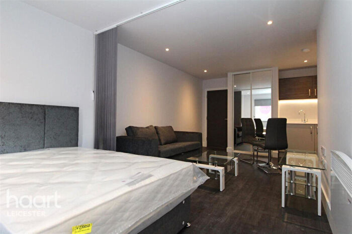 Studio To Rent In Chatham Street, Leicester, LE1