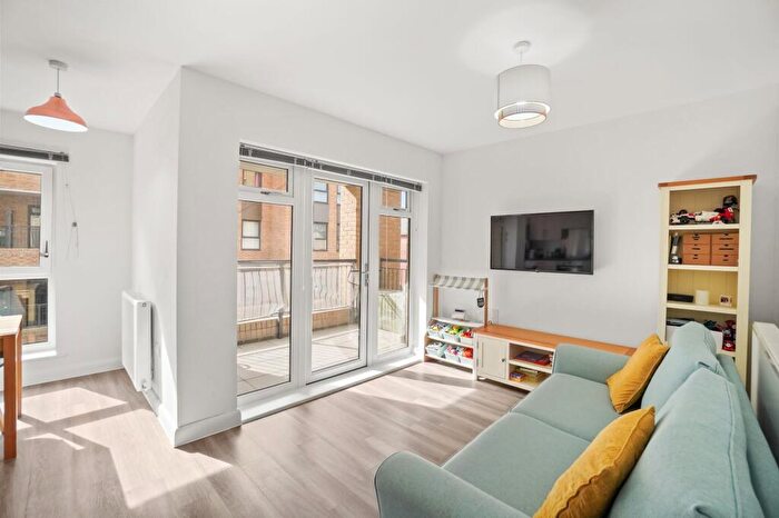 2 Bedroom Apartment For Sale In London Road, Pointelle House, SM6