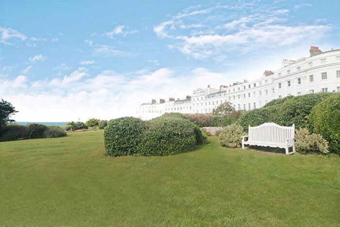 1 Bedroom Flat To Rent In Sussex Square, Brighton, East Sussex, BN2