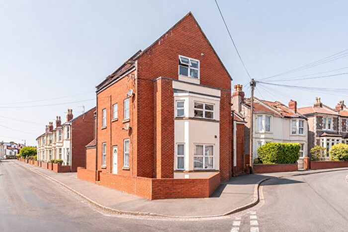 1 Bedroom Flat For Sale In Trinity Court, Maple Road, BS7