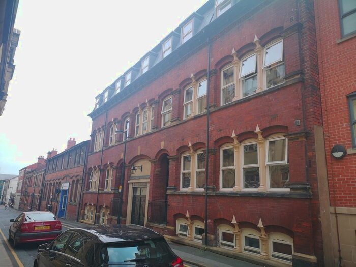 1 Bedroom Flat To Rent In King Street, Wakefield, West Yorkshire, Uk, WF1