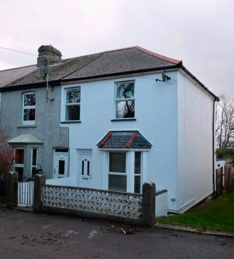 3 Bedroom Terraced House To Rent In Station Road, Helston, TR13