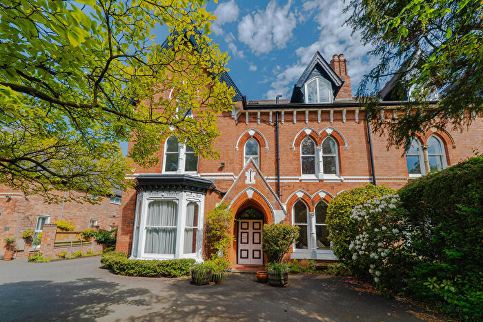 9 Bedroom Semi-Detached House For Sale In Westfield Road, Edgbaston, B15