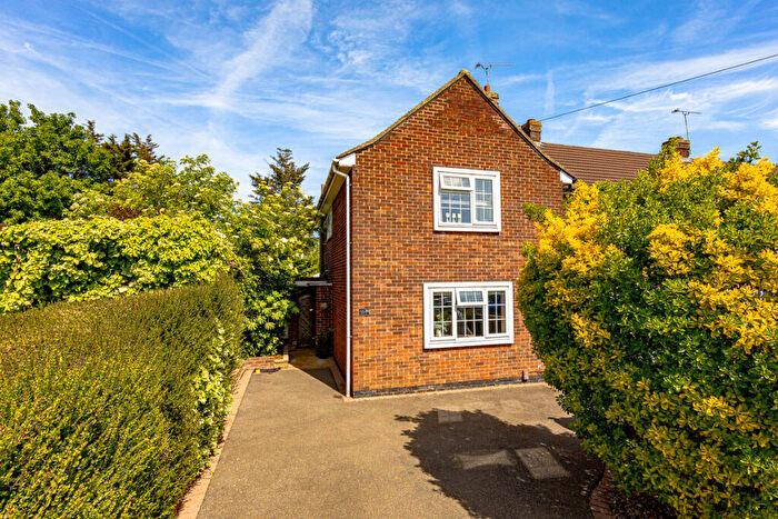 2 Bedroom Semi-Detached House For Sale In Goldings Crescent, Basildon, SS16