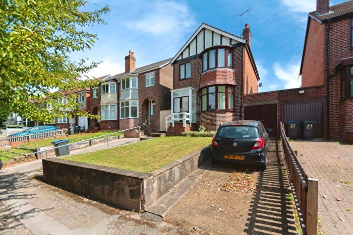 3 Bedroom Detached House For Sale In Cole Valley Road, Birmingham, B28