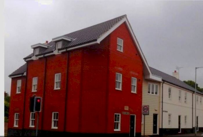 2 Bedroom Flat To Rent In Woodman Court, Norwich, NR7