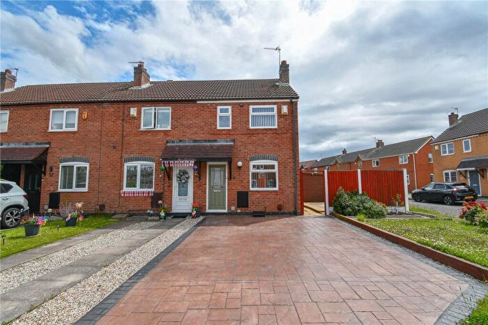 2 Bedroom End Of Terrace House For Sale In Millhouse Close, Moreton, Wirral, CH46