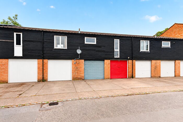 1 Bedroom Maisonette For Sale In Melrose, Bracknell, RG12