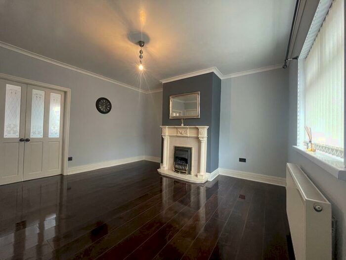 2 Bedroom Semi-Detached House To Rent In Millway, Gateshead, NE9