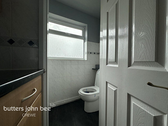 3 Bedroom End Of Terrace House To Rent In Crewe, CW2