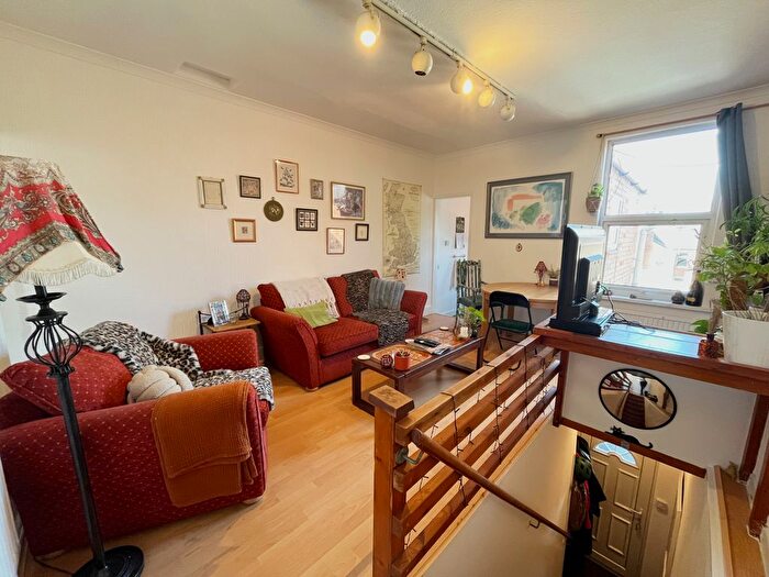 1 Bedroom Flat To Rent In Clarendon Park Road, Clarendon Park, Leicester, LE2