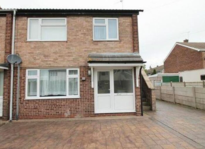 1 Bedroom Apartment To Rent In Hallam Road, Ollerton, NG22