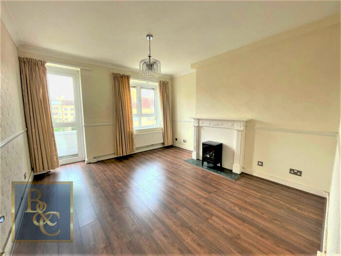 2 Bedroom Apartment To Rent In Dalmeny Avenue, London, N7