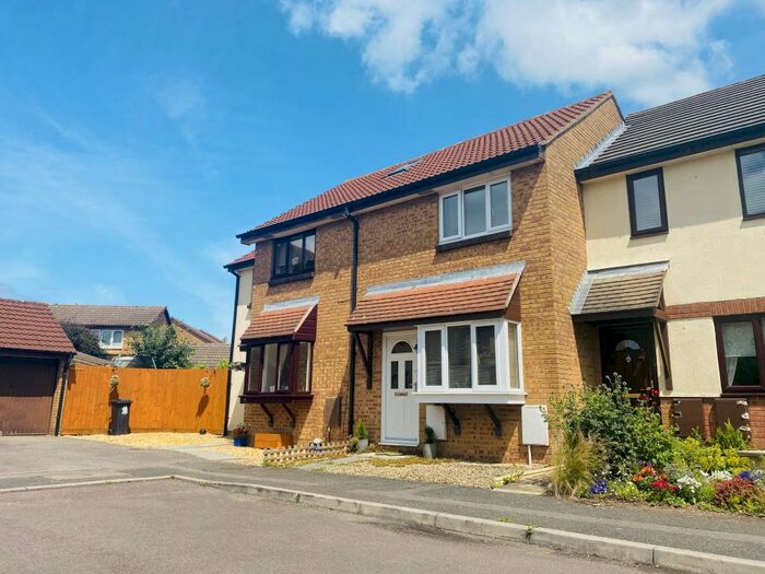 1 Bedroom House To Rent In Ellicks Close, Bradley Stoke, BS32