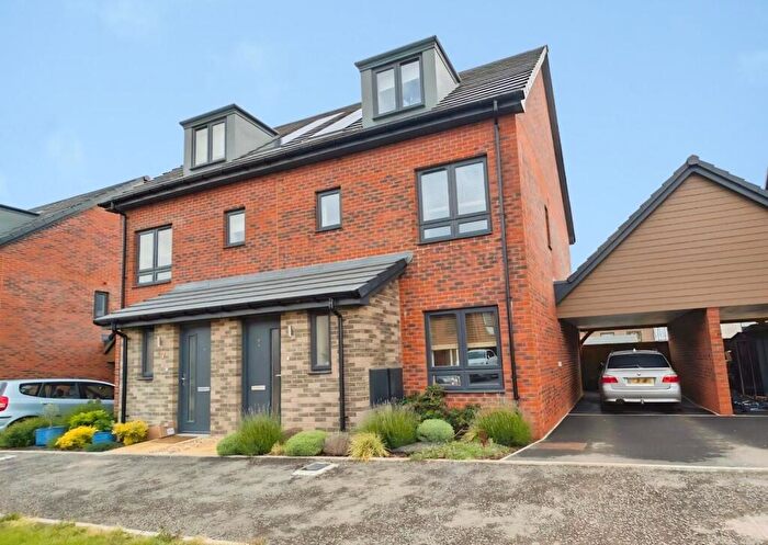 4 Bedroom Semi Detached House For Sale In Mountbatten Way, Stoke Gifford, Bristol, BS34