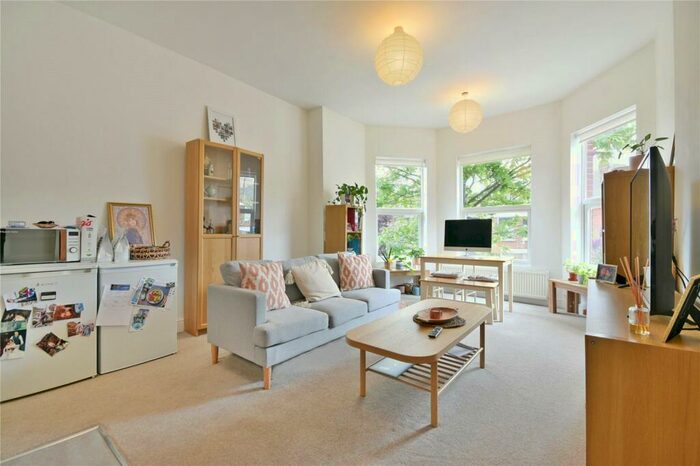 1 Bedroom Flat To Rent In Fordwych Road, Cricklewood, NW2