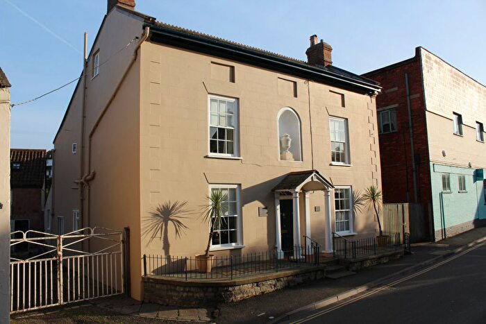 6 Bedroom Link Detached House For Sale In Swain Street, Watchet, TA23
