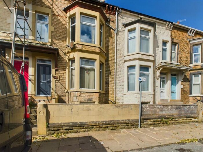 8 Bedroom Terraced House For Sale In Blades Street, Lancaster, LA1