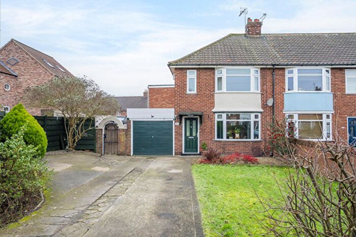 4 Bedroom End Terrace House For Sale In Jennifer Grove, York, YO24