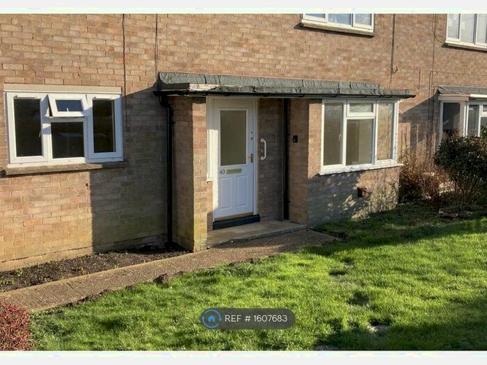 2 Bedroom Flat To Rent In Jeffs Close, Lower Brailes, Banbury, OX15