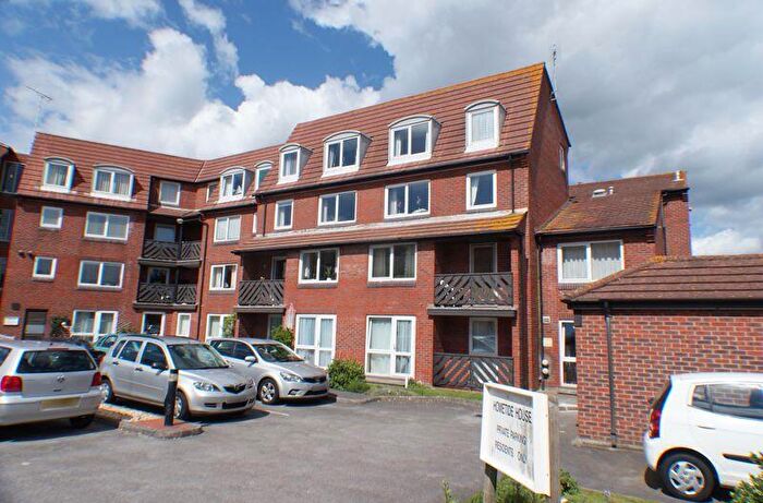 1 Bedroom Retirement Property For Sale In Hometide House, Lee-On-The-Solent, PO13